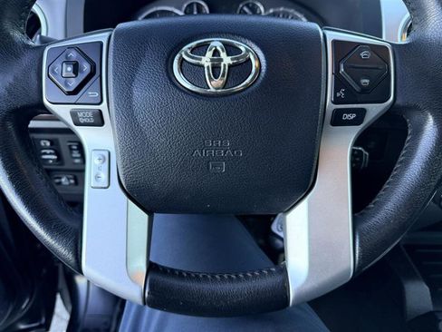 Used 2014 Toyota Tundra Limited w/ Limited Premium Package image 32