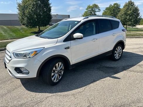 Used 2017 Ford Escape Titanium FWD image 4