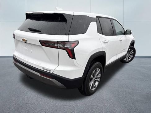 New 2026 Chevrolet Equinox LT w/ Safety and Technology Package image 4