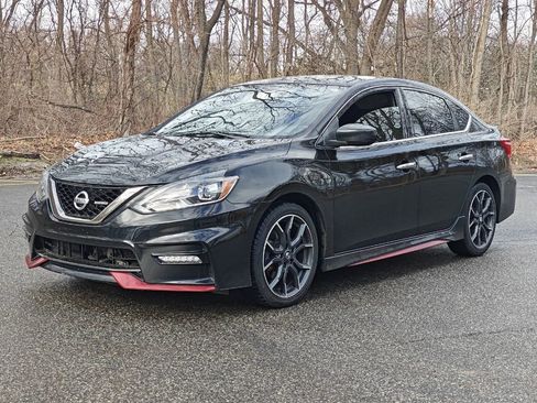 Used 2018 Nissan Sentra NISMO image 7