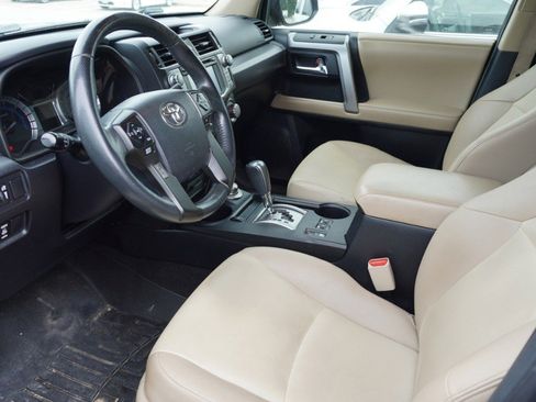 Used 2014 Toyota 4Runner SR5 Premium AWD/4WD image 7