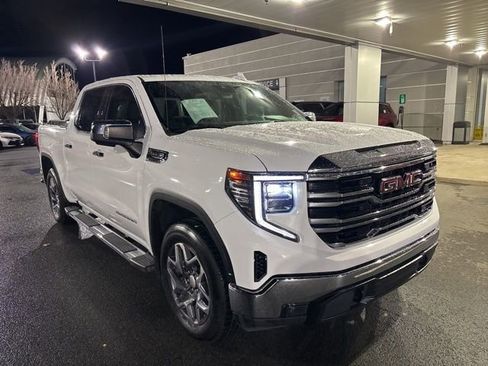 Certified 2023 GMC Sierra 1500 SLT w/ SLT Premium Package image 4