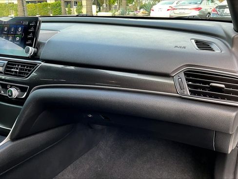 Used 2022 Honda Accord Sport image 17