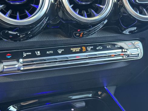 New 2025 Mercedes-Benz GLB 250 image 21