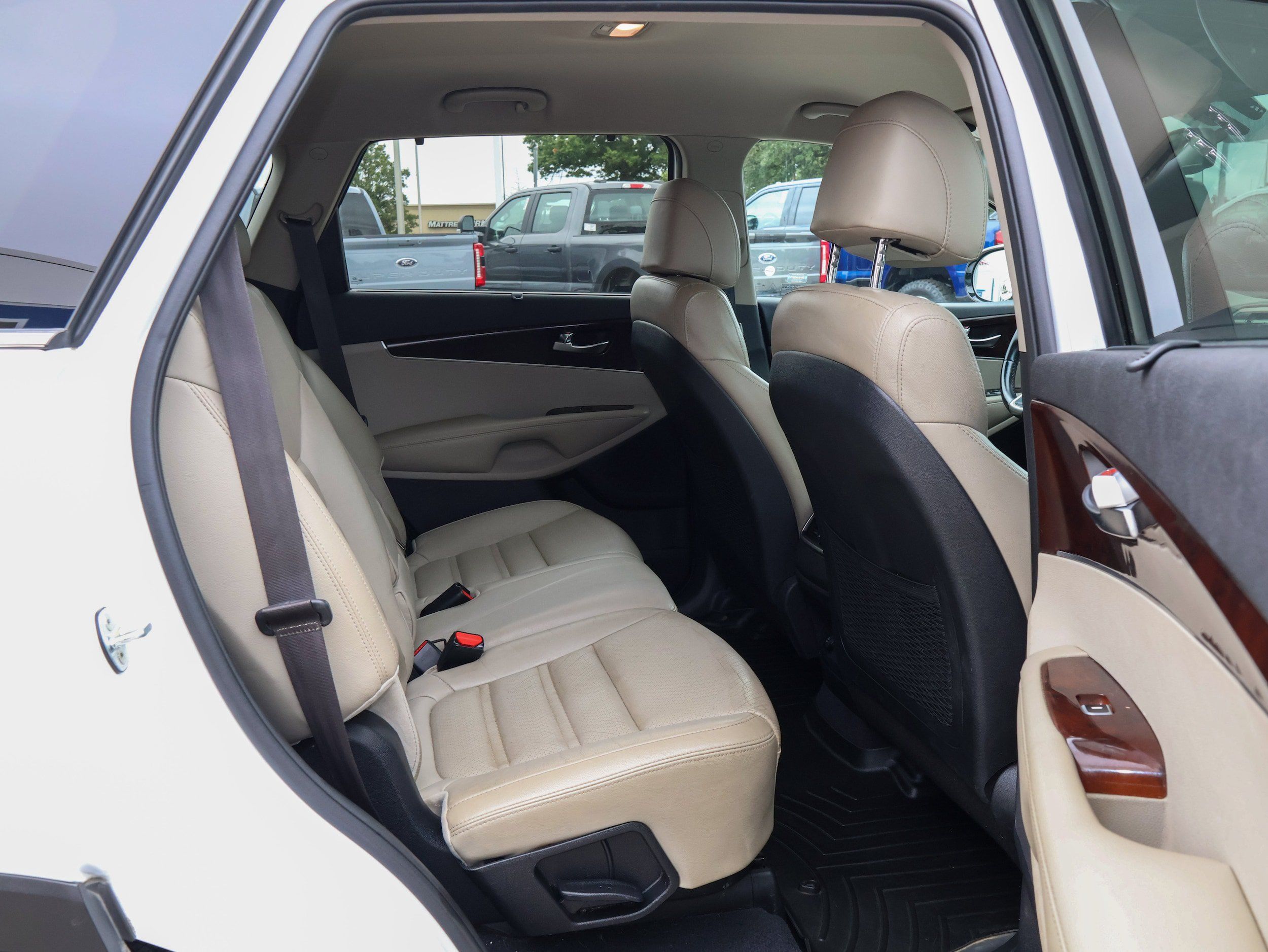 Used 2017 Kia Sorento EX AWD/4WD image 34