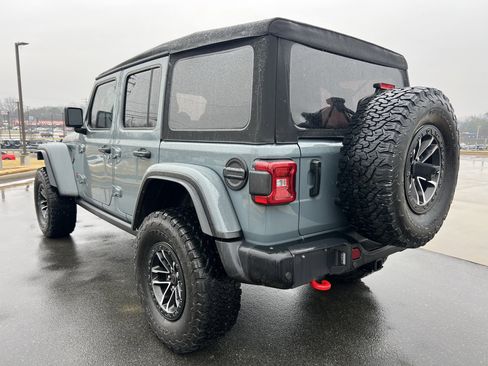 Used 2024 Jeep Wrangler Unlimited Rubicon image 7