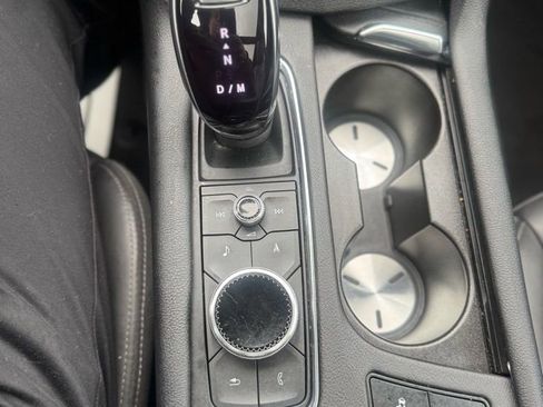 Used 2024 Cadillac XT5 Premium Luxury AWD/4WD image 17