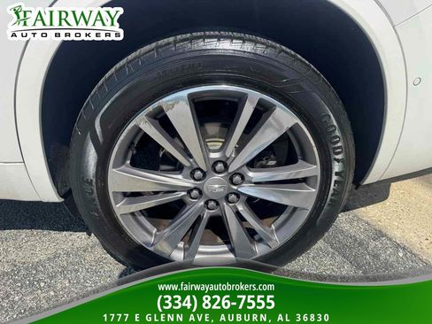 Used 2020 Cadillac XT6 Premium Luxury FWD image 39