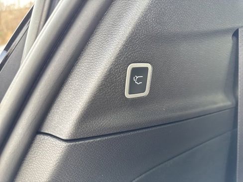 New 2026 Chrysler Voyager LX image 22