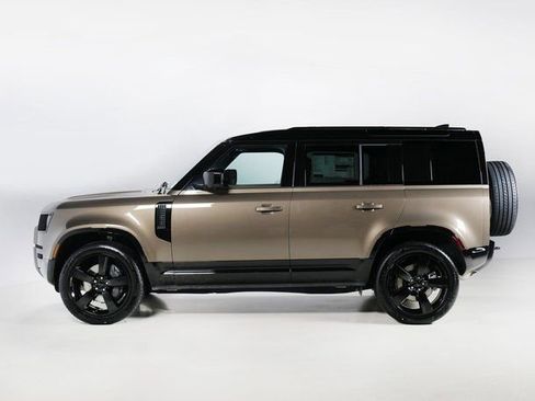 New 2026 Land Rover Defender 110 X-Dynamic SE image 6