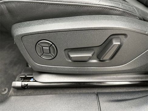 Used 2021 Audi Q3 2.0T Premium Plus w/ Premium Plus Package image 12