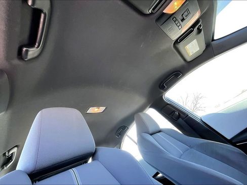 Used 2021 Toyota Corolla SE image 19