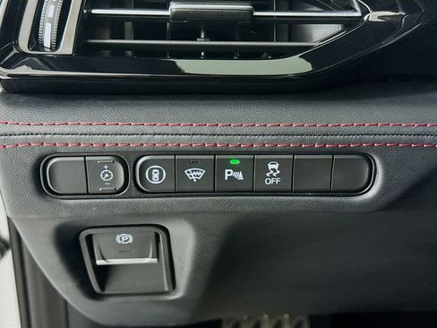 Used 2023 Acura MDX A-Spec image 8