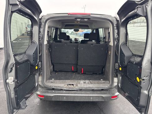 Used 2020 Ford Transit Connect XLT image 6