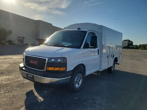 New 2025 GMC Savana 3500 w/ Power Convenience Package image 2