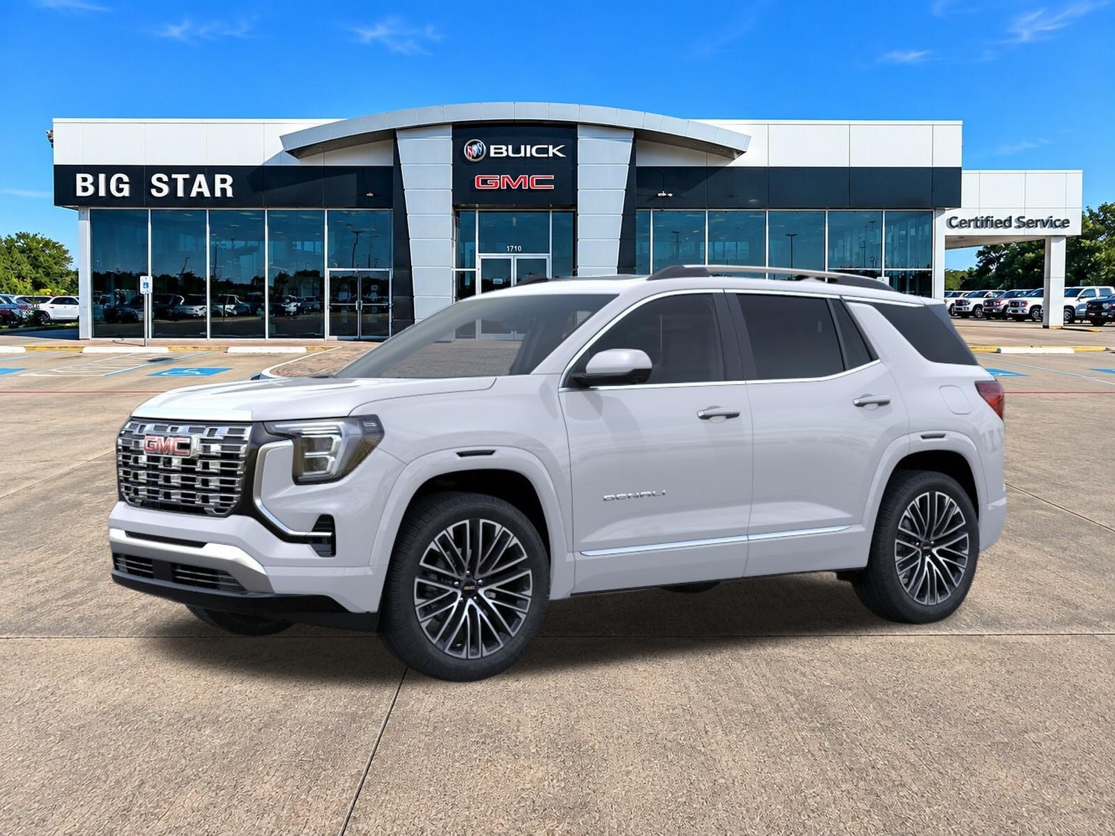 New 2027 GMC Terrain Denali w/ LPO, Floor Liner Package AWD/4WD image 2
