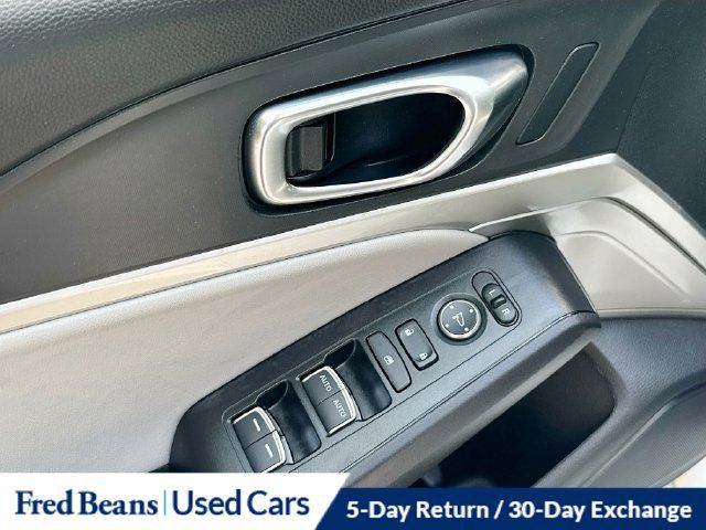 Certified 2025 Acura Integra FWD image 23
