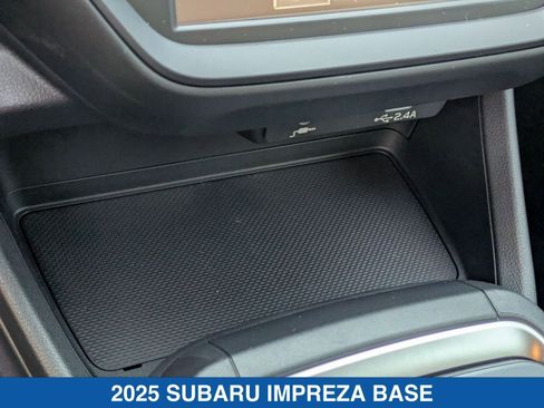 Certified 2025 Subaru Impreza 2.0i image 29