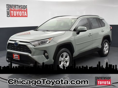 Used 2021 Toyota RAV4 XLE w/ Convenience Package AWD/4WD image 1