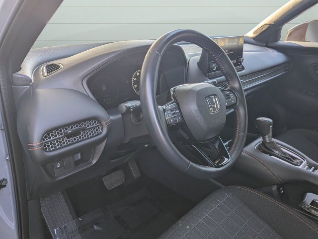 Used 2025 Honda HR-V Sport image 11