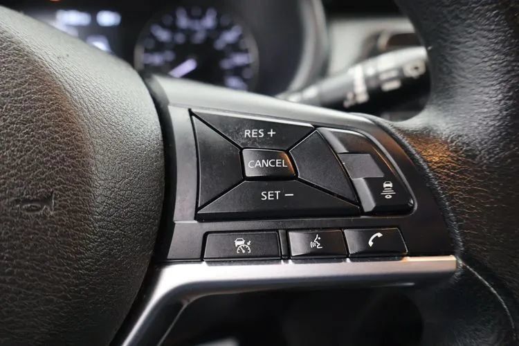 Used 2024 Nissan Kicks SV FWD image 22