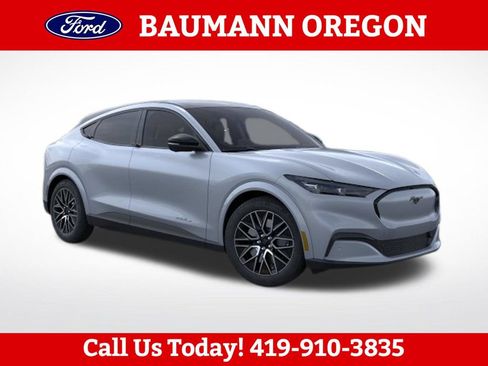 Used 2026 Ford Mustang Mach-E Premium AWD/4WD image 7