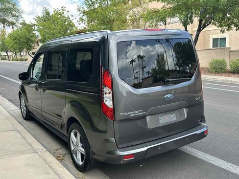 Used 2017 Ford Transit Connect XLT FWD image 5