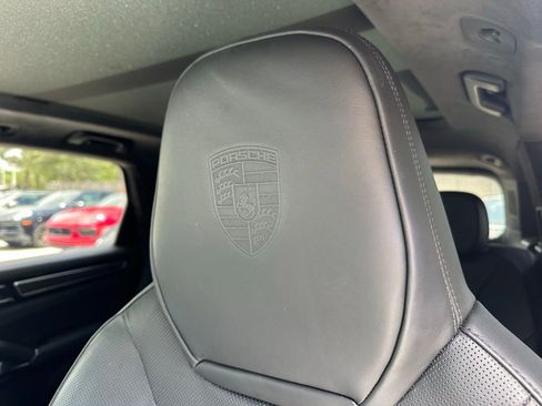 Certified 2019 Porsche Cayenne Turbo AWD/4WD image 30