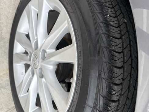 Used 2012 Lexus ES 350 image 17