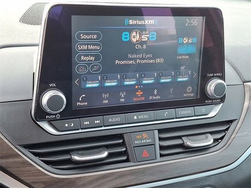 Used 2024 Nissan Altima 2.5 SV image 16