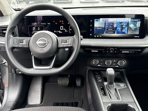 New 2026 Nissan Kicks S image 7