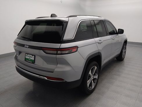 Used 2024 Jeep Grand Cherokee Limited 4xe AWD/4WD image 9