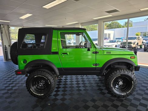 Used 1988 Suzuki Samurai 4WD Soft Top image 2