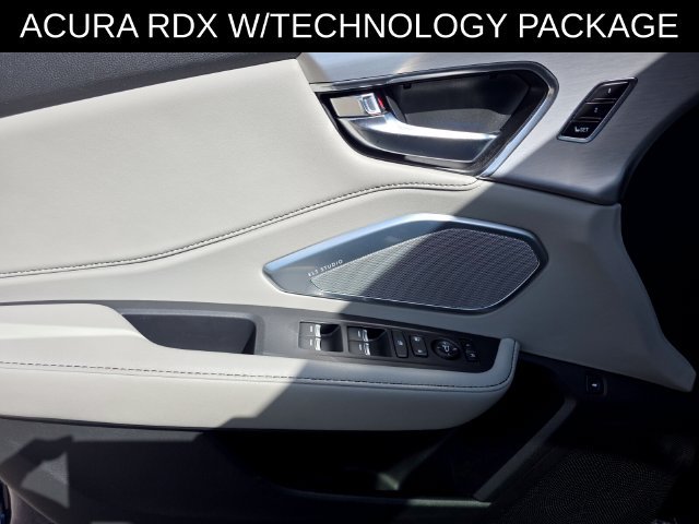 Used 2019 Acura RDX w/ Technology Package AWD/4WD image 25
