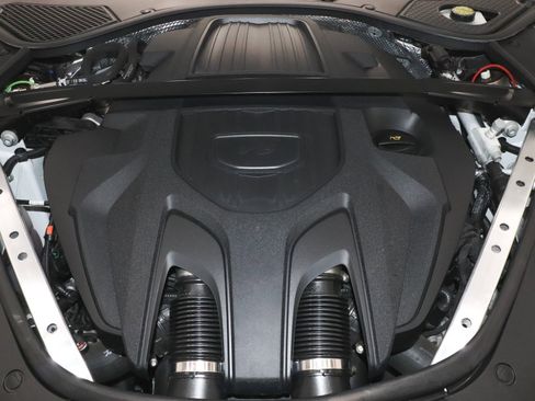 Used 2023 Porsche Panamera 4 Platinum Edition image 47