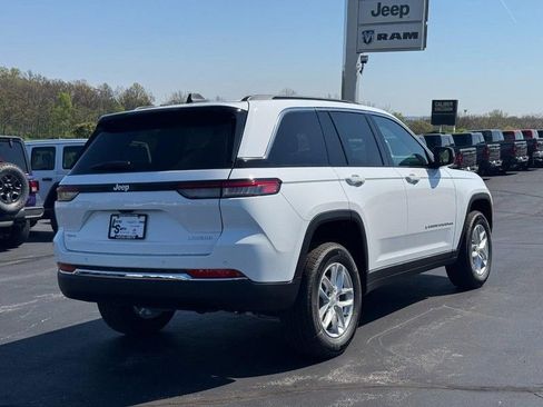 New 2026 Jeep Grand Cherokee Laredo X image 3