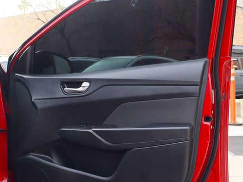 Used 2018 Hyundai Accent SE image 33