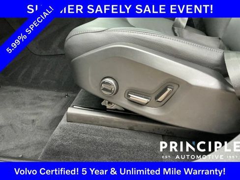 Certified 2025 Volvo XC90 B5 Core AWD/4WD image 31