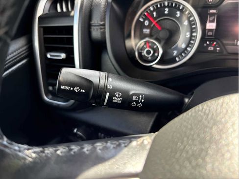 Used 2020 RAM 1500 Laramie w/ Off Road Group AWD/4WD image 26