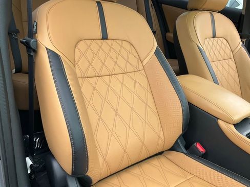 Used 2020 Nissan Sentra SV w/ SV Premium Package image 58