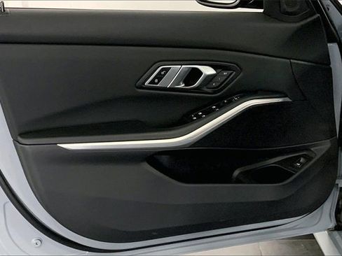 Certified 2023 BMW 330i Sedan w/ M Sport Package image 23