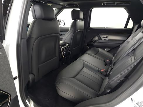 Used 2025 Land Rover Range Rover Sport Dynamic SE AWD/4WD image 40