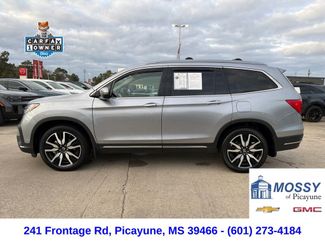 Used 2021 Honda Pilot Touring video 2