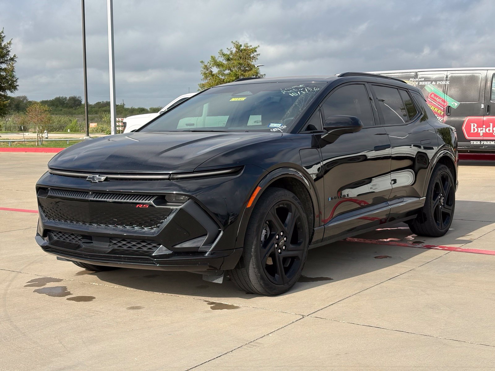 Certified 2024 Chevrolet Equinox EV RS FWD image 3
