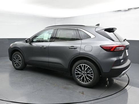 New 2025 Ford Escape SE w/ PHEV Premium Package image 9