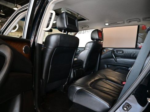 Used 2012 INFINITI QX56 4WD w/ Deluxe Touring Pkg image 18