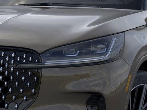 New 2025 Lincoln Aviator Black Label image 18