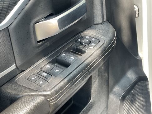 Used 2025 RAM 2500 Big Horn AWD/4WD image 14