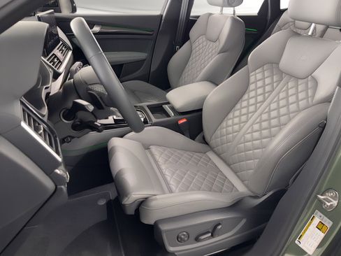 Used 2023 Audi SQ5 Prestige AWD/4WD image 5