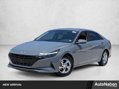Used 2022 Hyundai Elantra SE